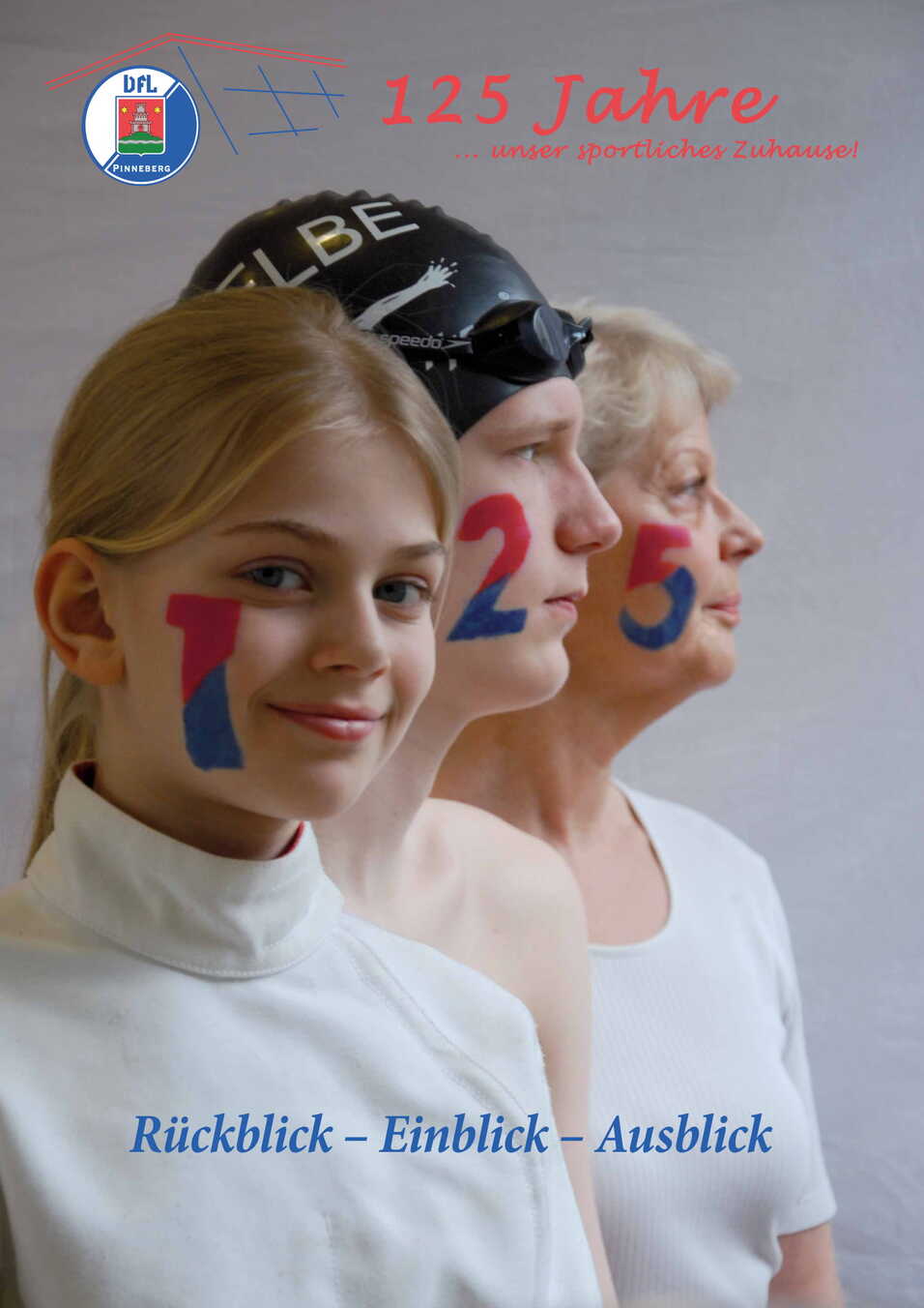 125 Jubiläum Drei Personen in Profilansicht mit Zahlen auf den Wangen: 1, 25 und 5, vor einem neutralen Hintergrund.