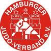 Logo des Hamburger Judo-Verbands e.V. mit grauer Judofigur und stilisiertem Stadtbild in Rot.