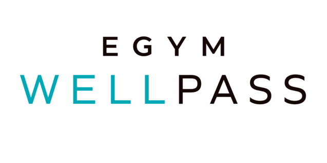 Logo von Egym Wellpass in schwarz und türkis auf weißem Hintergrund. Schriftzug besteht aus den Worten "EGYM" und "WELLPASS".