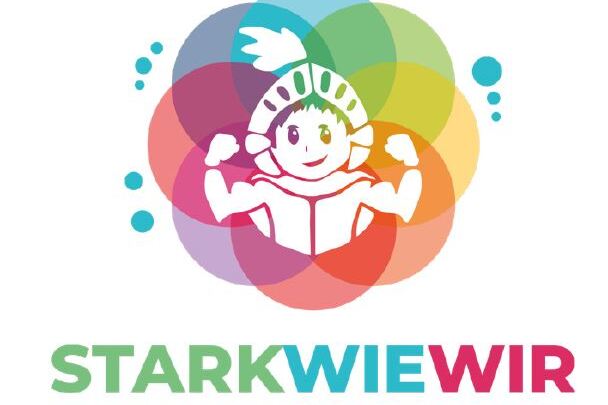 Buntes Logo von &bdquo;Stark wie wir&ldquo; mit einem l&auml;chelnden Kind in Ritter-Uniform und dem Text &bdquo;Kindersicherheitstraining&ldquo;.